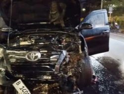Fortuner Tabrak Mobil Listrik di Tanah Sareal Bogor, 1 Orang Terluka