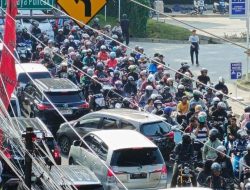 Truk Mogok Melintang di Jalan Cikereteg Bogor, Lalin Sempat Tersendat