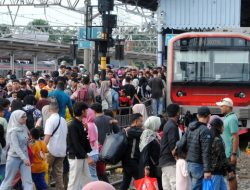 Penumpang KRL Bogor Naik, Headway 4 Menit