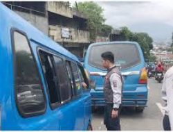 Dishub Bogor Tilang 54 Angkot di BTM