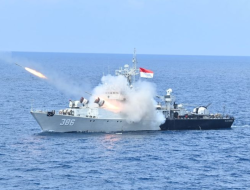 TNI AL Gelar Latihan Gabungan di Karimun Jawa, Libatkan 20 Kapal Perang dan Tembakkan Rudal